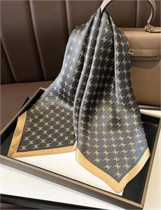 Платок CELINE 159962 - фото 371544 Платок CELINE 159962 - фото 371544