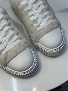Кроссовки MIU MIU 160019 - фото 371860 Кроссовки MIU MIU 160019 - фото 371860