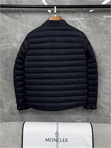 Куртка MONCLER 160329 - фото 373816 Куртка MONCLER 160329 - фото 373816