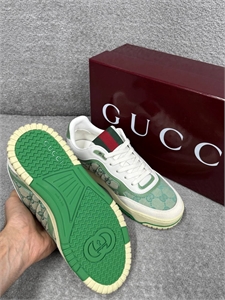 Кроссовки GUCCI 160745 - фото 376428 Кроссовки GUCCI 160745 - фото 376428