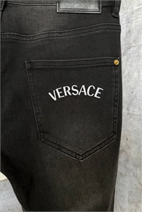 Джинсы VERSACE 161145 - фото 378578 Джинсы VERSACE 161145 - фото 378578