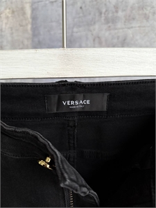 Джинсы VERSACE 161145 - фото 378580 Джинсы VERSACE 161145 - фото 378580