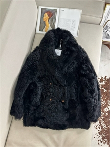 Дубленка HERMES Двусторонняя 161257 - фото 379365 Дубленка HERMES Двусторонняя 161257 - фото 379365