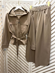 Костюм BRUNELLO CUCINELLI 161780 - фото 382126 Костюм BRUNELLO CUCINELLI 161780 - фото 382126