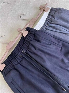 Брюки BRUNELLO CUCINELLI 161934 - фото 382803 Брюки BRUNELLO CUCINELLI 161934 - фото 382803