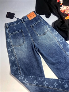 Джинсы LOUIS VUITTON 161936 - фото 382818 Джинсы LOUIS VUITTON 161936 - фото 382818