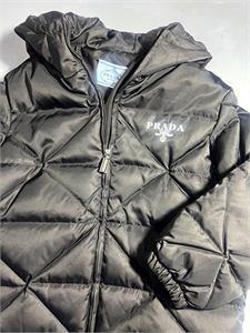 Плащ PRADA 161938 - фото 382841 Плащ PRADA 161938 - фото 382841