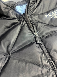 Плащ PRADA 161938 - фото 382844 Плащ PRADA 161938 - фото 382844