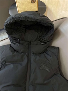 Жилет BRUNELLO CUCINELLI 161940 - фото 382861 Жилет BRUNELLO CUCINELLI 161940 - фото 382861