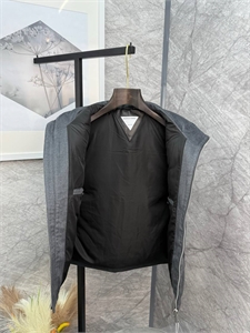 Жилет BOTTEGA VENETA 162135 - фото 384239