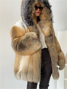 Шуба FENDI 162276 - фото 385007 Шуба FENDI 162276 - фото 385007