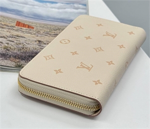 Кошелек LOUIS VUITTON 162286 - фото 385059