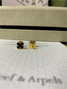 Серьги Van Cleef 162379 - фото 385597