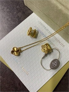 Серьги Van Cleef 162458 - фото 386130