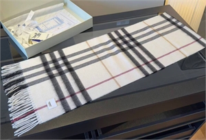 Шарф BURBERRY 162531