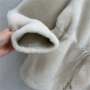 Бомбер MONCLER Цигейка 162527 - фото 387348