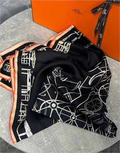 Платок HERMES 162810 - фото 388308