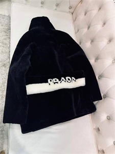 Шуба PRADA 163110