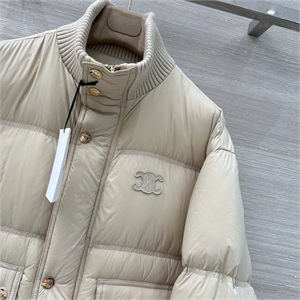 Пуховик CELINE 163120