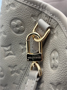 Сумка  LOUIS VUITTON 163135