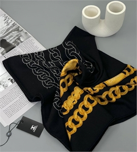 Платок CHANEL 163150 - фото 390060