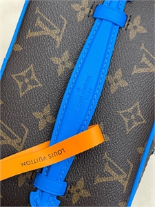 Косметичка LOUIS VUITTON 163330