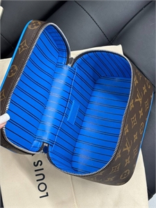 Косметичка LOUIS VUITTON 163330