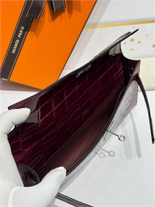 Клатч HERMES Кожа крокодила 163361 - фото 391556