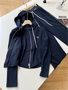 Костюм MIU MIU 163476