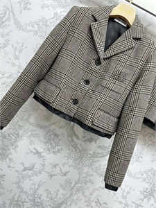 Костюм MIU MIU 163404