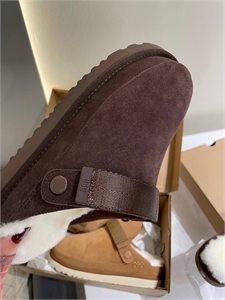 UGG 163532