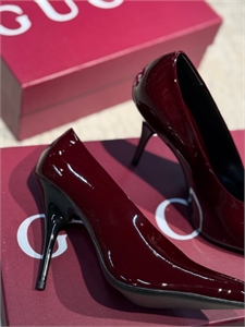 Туфли GUCCI 163631