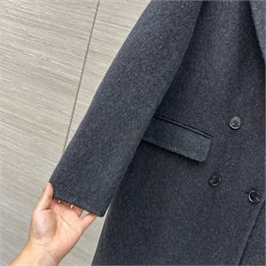 Пальто PRADA 163765