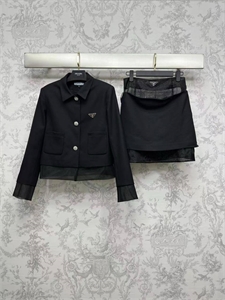 Костюм PRADA 163821