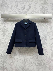 Костюм PRADA 163822