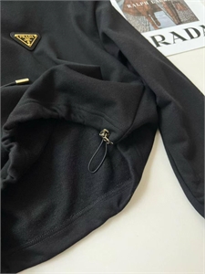 Костюм PRADA 163933