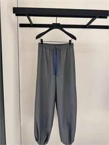 Костюм PRADA 164008