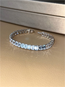 Серьги GRAFF 164056