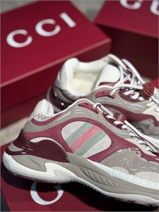 Кроссовки GUCCI 164300