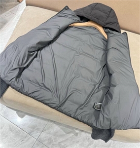 Куртка  BRUNELLO CUCINELLI 164380