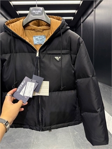Пуховик PRADA 164541