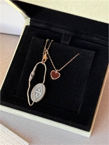 Кулон сердце Van Cleef 164642