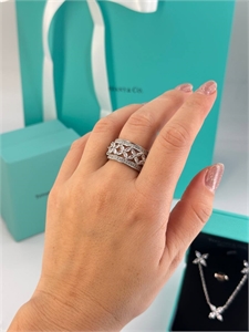 Кольцо Tiffany&Co 164762