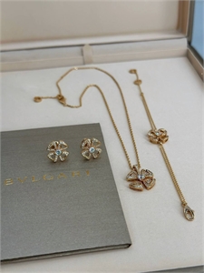 Кулон BVLGARI 165946