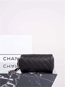 Косметичка CHANEL 178548