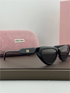 Очки MIU MIU 178818