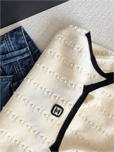 Топ CHANEL 182438