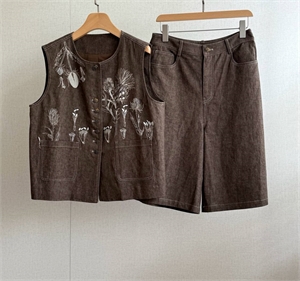 Костюм  BRUNELLO CUCINELLI 182668