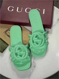 Тапочки GUCCI 186006