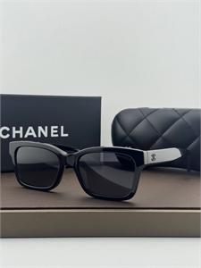 Очки CHANEL 187342
